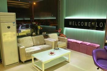 Zhengzhou Love Theme Hotel Jicheng  エクステリア 写真