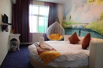 Zhengzhou Love Theme Hotel Jicheng  エクステリア 写真